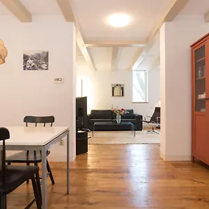  Homestay Kloveniers