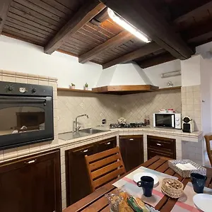 https://la-casetta-di-antonietta.it-romehotels.com